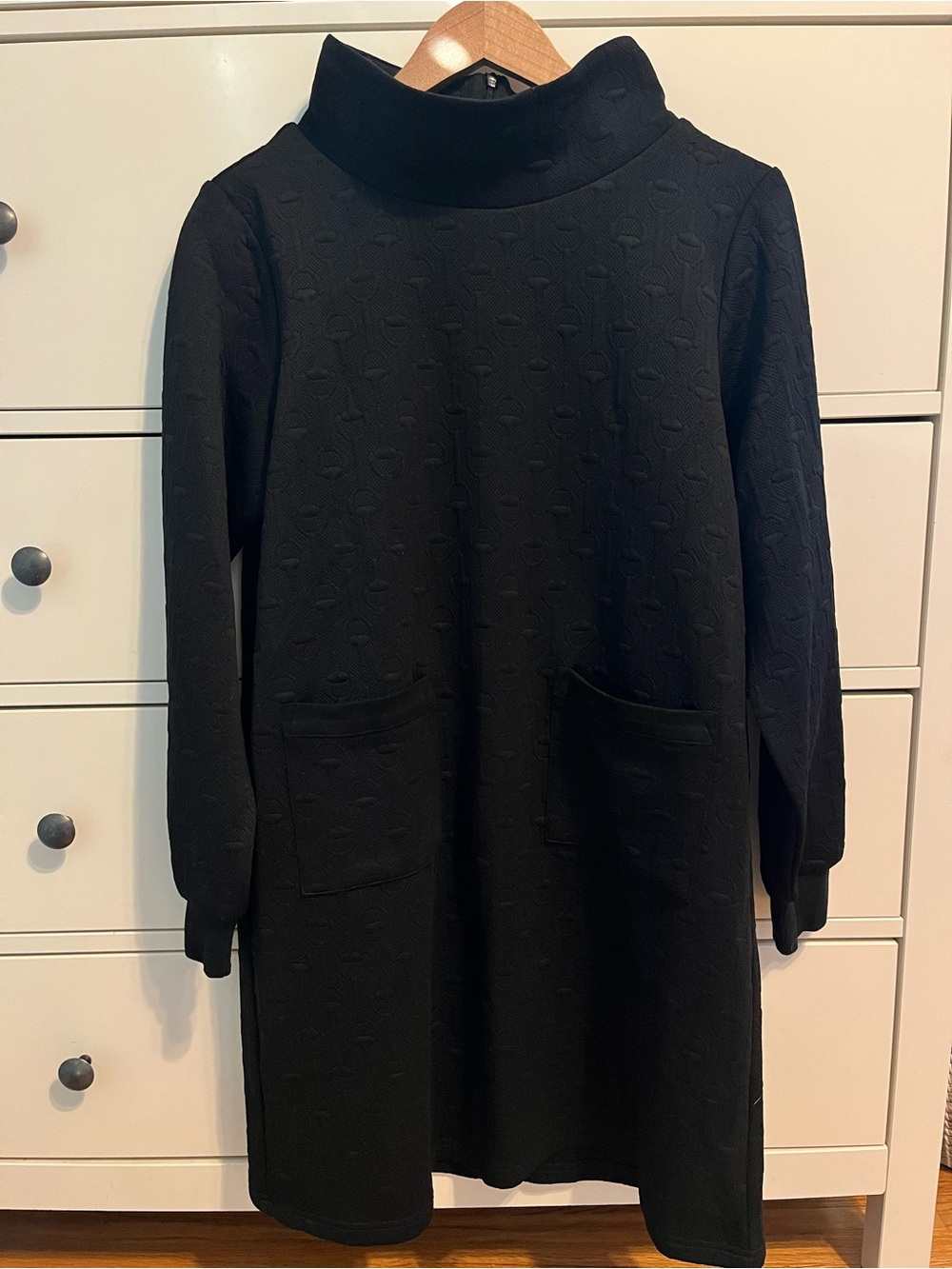 SSYS Black Funnel Neck Long Sleeve Pocket Dress